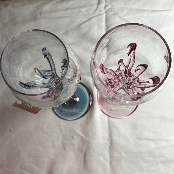 Ion Tamaian handblown wine glasses- Set of 2 - Picture 3 of 5